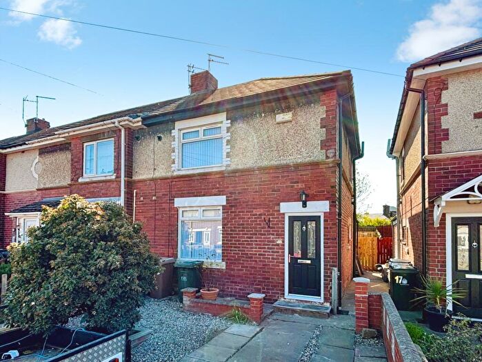 2 Bedroom End Of Terrace House For Sale In Allanville, Camperdown, Newcastle Upon Tyne, NE12