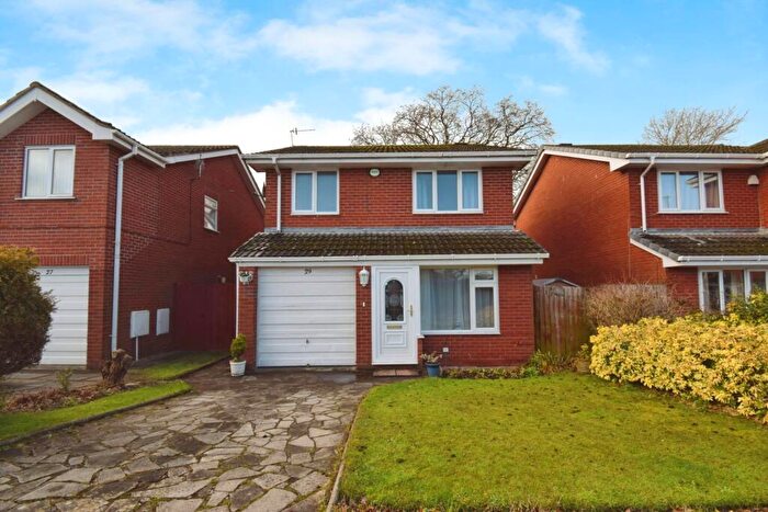 3 Bedroom Detached House For Sale In Dutton Drive, Spital, CH63