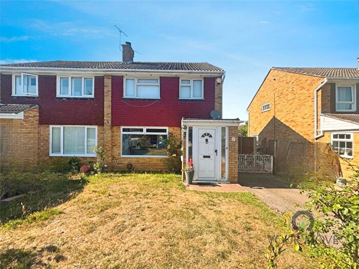 4 Bedroom Semi-Detached House For Sale In Allington Way, Maidstone, Kent, ME16