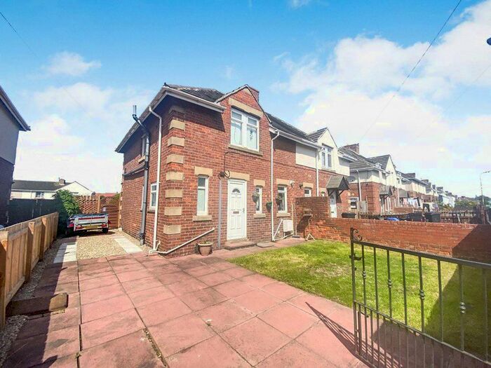 3 Bedroom Semi-Detached House To Rent In Northumberland Avenue, Newbiggin-By-The-Sea, NE64