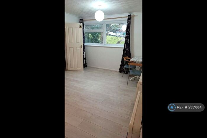 1 Bedroom Flat To Rent In Rutland Court, Luton, LU2