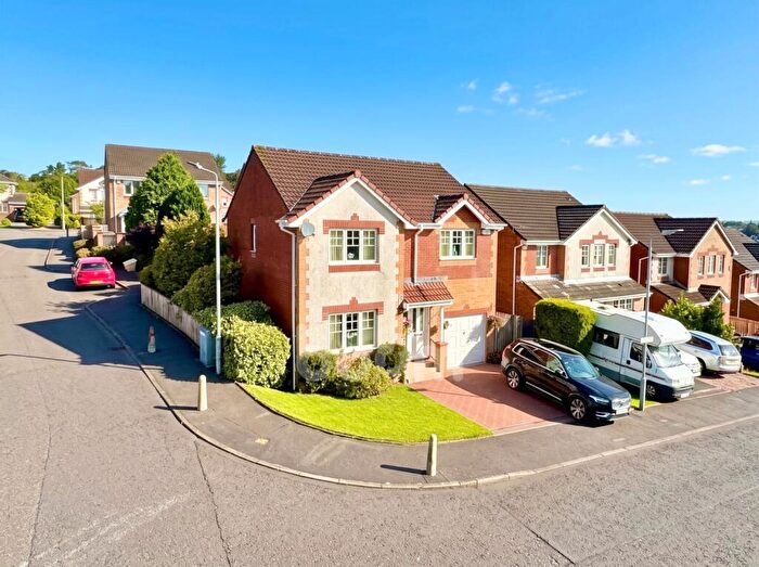 4 Bedroom Detached House For Sale In Glen Court, Dalry, KA24
