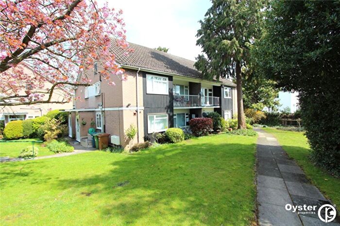 3 Bedroom Apartment To Rent In Hewett Close, Stanmore, HA7