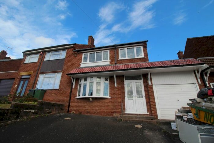 3 Bedroom Semi-Detached House To Rent In Hailstone Close, Rowley Regis, West Midlands, B65