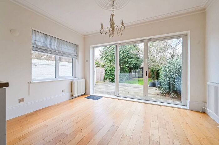 4 Bedroom Terraced House To Rent In Park Avenue South, Crouch End, London, N8