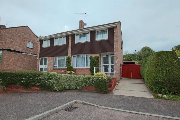 3 Bedroom Semi-Detached House To Rent In Plumtree Drive, Exeter, EX2