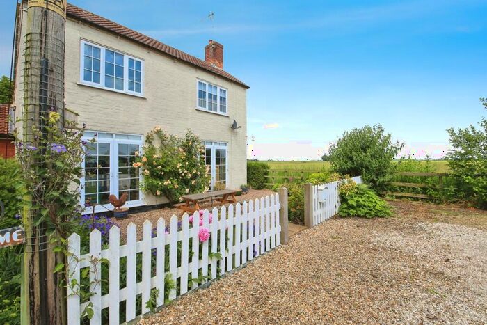 4 Bedroom Detached House For Sale In Main Road, Langrick, Boston, PE22