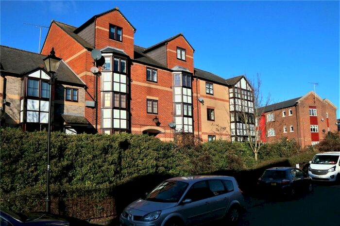 2 Bedroom Apartment To Rent In Rose Walk, Reading, Berkshire, RG1