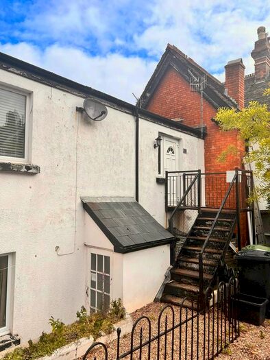 1 Bedroom Flat To Rent In Brookdale Avenue, Ilfracombe, EX34