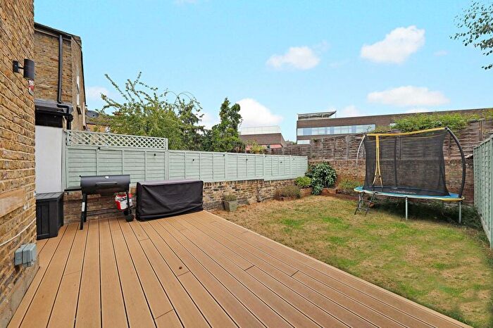 5 Bedroom House To Rent In County Grove, Camberwell, London, SE5