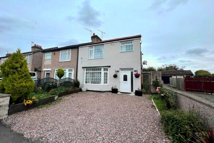 3 Bedroom Semi-Detached House To Rent In Ashwood Avenue, Coventry, CV6