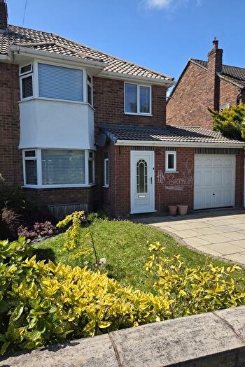 3 Bedroom Semi-Detached House For Sale In Windsor Road, Liverpool, L37