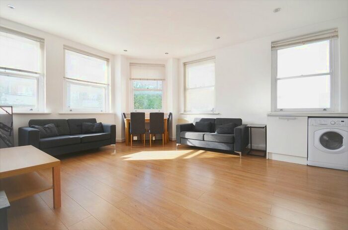2 Bedroom Flat To Rent In Chiswick High Rd, Chiswick, London, W4