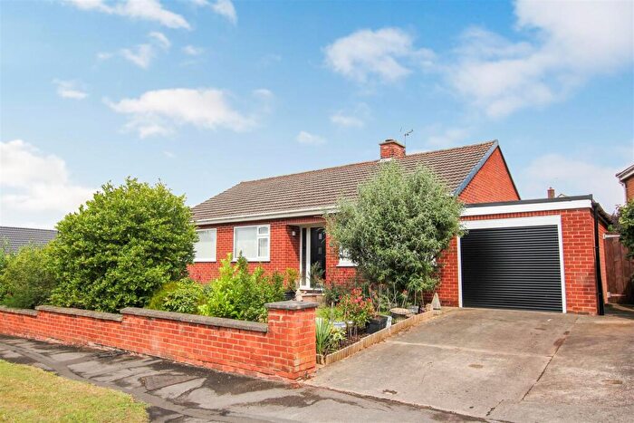 3 Bedroom Detached Bungalow For Sale In Fountains Road, Northallerton, DL6