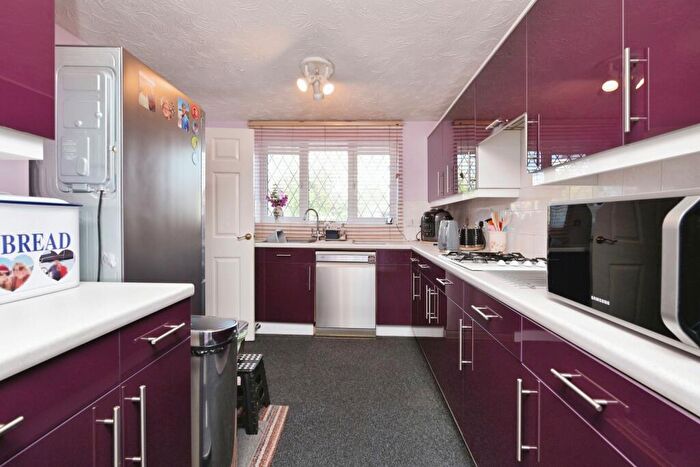2 Bedroom Semi-Detached House For Sale In Windingbrook Lane, Northampton, Northamptonshire, NN4