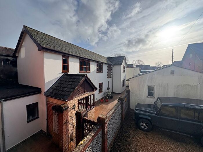 3 Bedroom Link Detached House To Rent In Bye Street, Ledbury, HR8