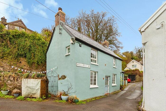 2 Bedroom Detached House For Sale In Holloway Road, Laugharne, Carmarthen, Carmarthenshire, SA33