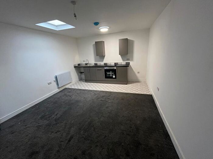 1 Bedroom Flat To Rent In Church Street, Ripley, DE5