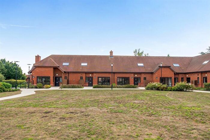 3 Bedroom Retirement Property For Sale In Friary Meadow, Titchfield, PO15