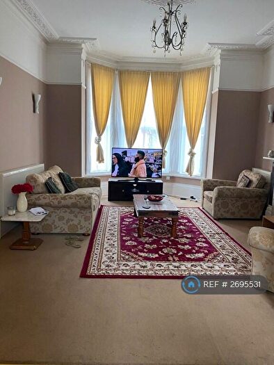 1 Bedroom Flat To Rent In St. Ronans Road, Southsea, PO4