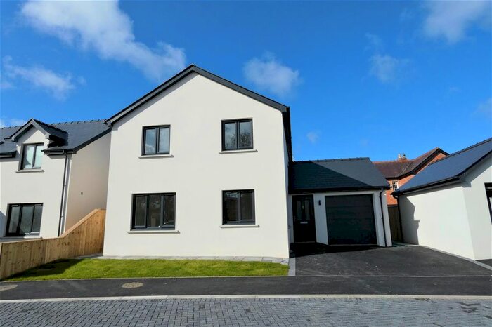 4 Bedroom Detached House For Sale In Maes Y Gilbert, Clarbeston Road, SA63