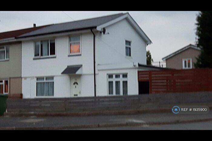 6 Bedroom Semi-Detached House To Rent In Halcot Avenue, Bexleyheath, DA6