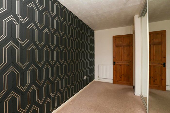 2 Bedroom Semi-Detached Bungalow For Sale In The Poppins, Leicester, LE4