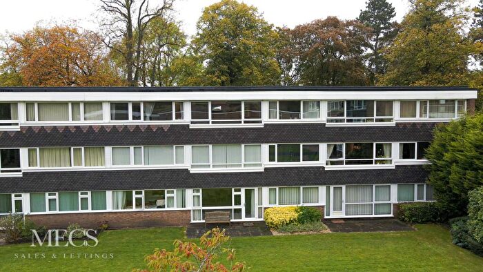 2 Bedroom Apartment For Sale In Chadbrook Crest, Richmond Hill Road, Birmingham, West Midlands, B15