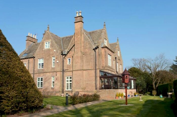 2 Bedroom Flat To Rent In Castle Hill, Woodacre Lane, Bardsey, Leeds LS17