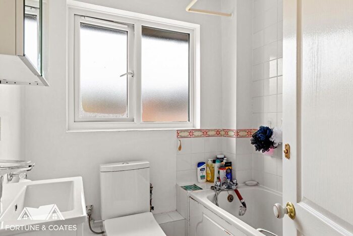 2 Bedroom End Of Terrace House For Sale In Burley Hill, Newhall, Harlow, CM17
