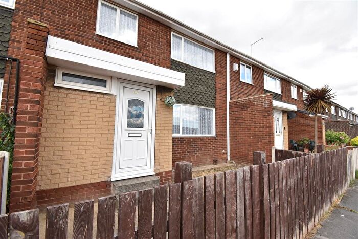 3 Bedroom Terraced House For Sale In Ash Grove, South Elmsall, Pontefract, WF9