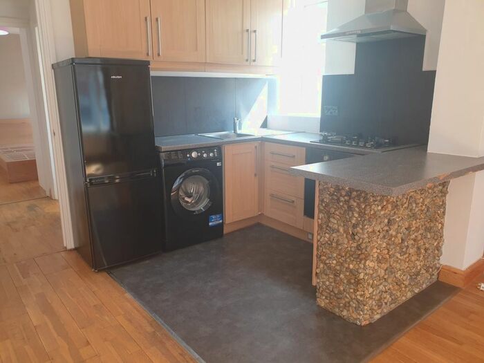 1 Bedroom Flat To Rent In Mayes Road, London, N22