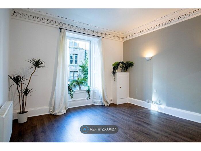 2 Bedroom Flat To Rent In Blackwood Crescent, Edinburgh, EH9