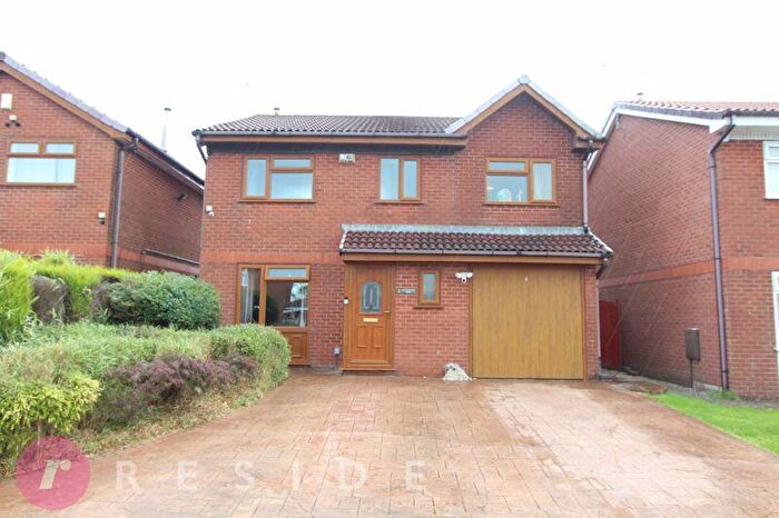 4 Bedroom Detached House For Sale In Christopher Acre, Norden, Rochdale, OL11