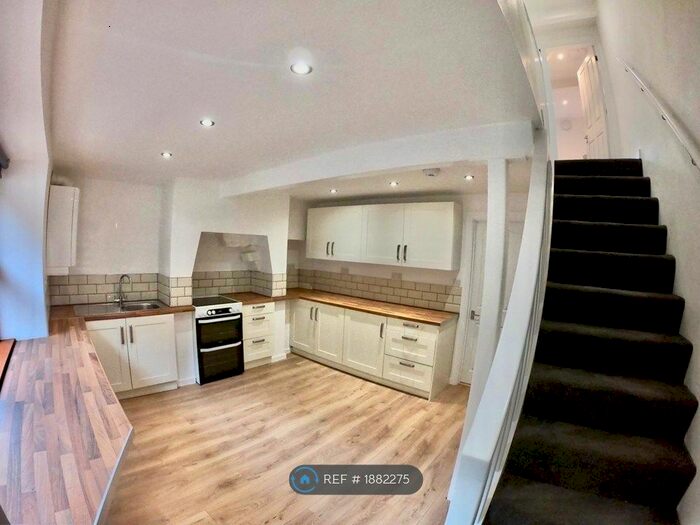 3 Bedroom Terraced House To Rent In Bridge Lanes, Hebden Bridge, HX7