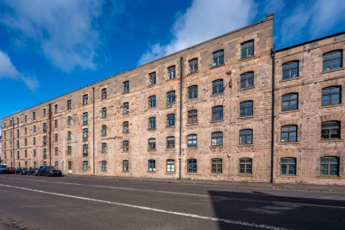 2 Bedroom Flat For Sale In / Commercial Street, The Shore, Edinburgh, EH6