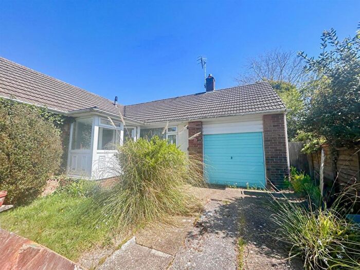 2 Bedroom Detached Bungalow For Sale In Kenton Close, Bexhill-On-Sea, TN39