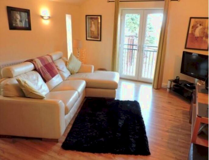 1 Bedroom Ground Flat To Rent In B Huddersfield Road, Barnsley, S75