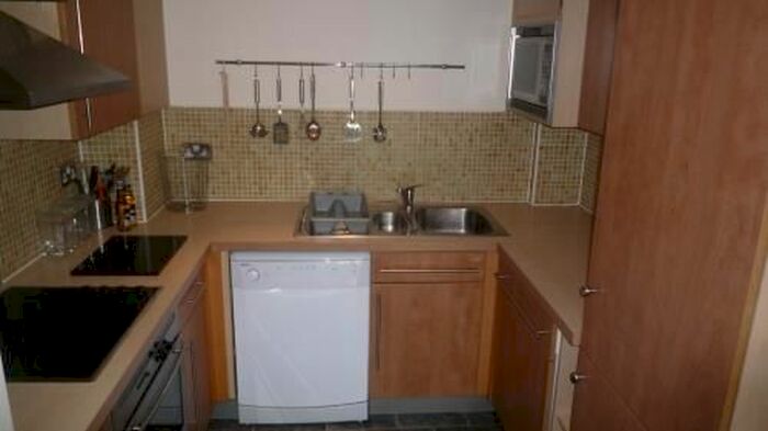 2 Bedroom Flat For Sale In Merchants Quay, East Street, Leeds, LS9