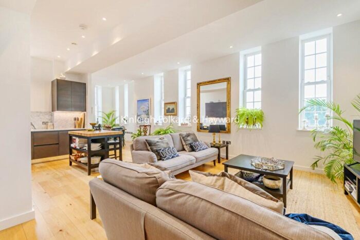 2 Bedroom Flat For Sale In Islington Square, Islington, London, N1