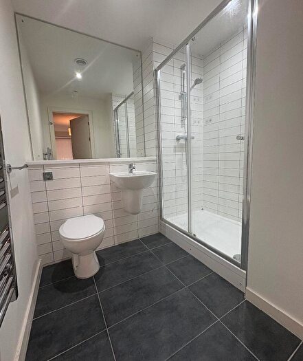 2 Bedroom Apartment To Rent In Great Homer Street, Liverpool, Merseyside, L5