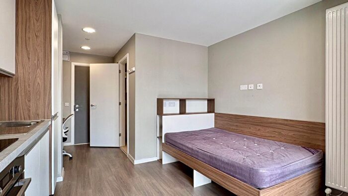 Studio To Rent In Unity Street, St. Philips, Bristol, BS2