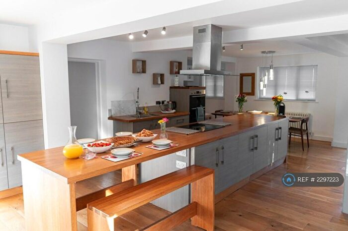 3 Bedroom Detached House To Rent In Southampton, Southampton, SO16