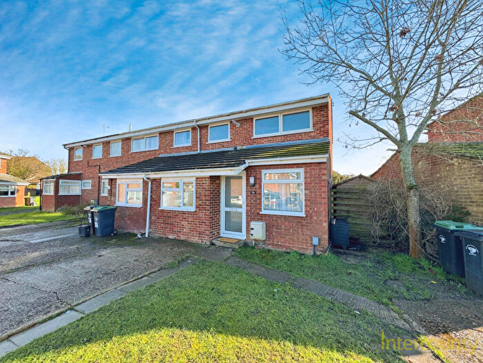 3 Bedroom Semi-Detached House To Rent In Long Horse Croft, Saffron Walden, Essex, CB11