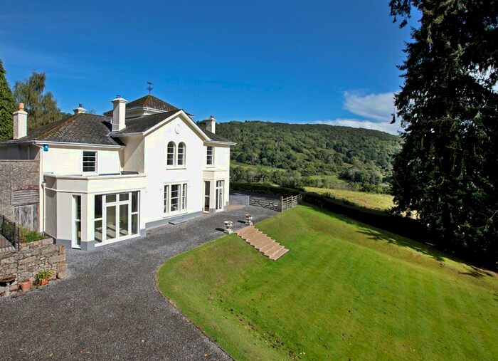 6 Bedroom Detached House For Sale In Lustleigh, Newton Abbot, Devon, TQ13
