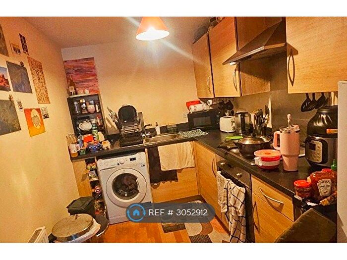1 Bedroom Flat To Rent In Slateford Gait, Edinburgh, EH11
