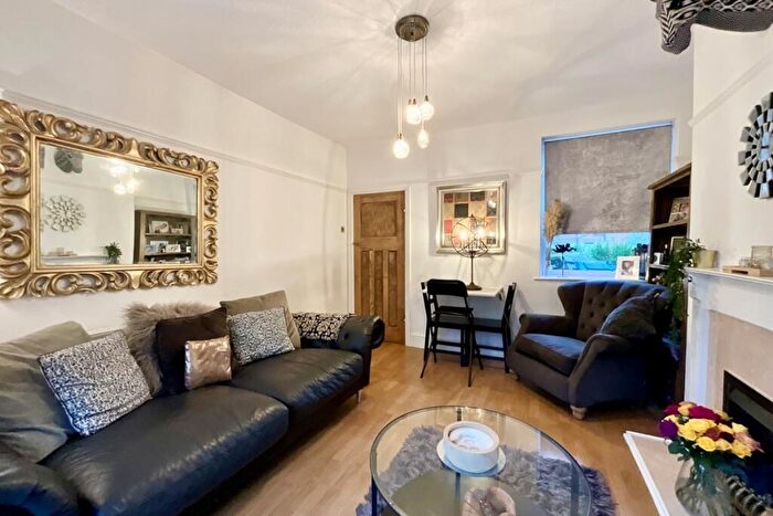 3 Bedroom Semi-Detached House For Sale In Willow Drive, Handsworth, Sheffield, S9
