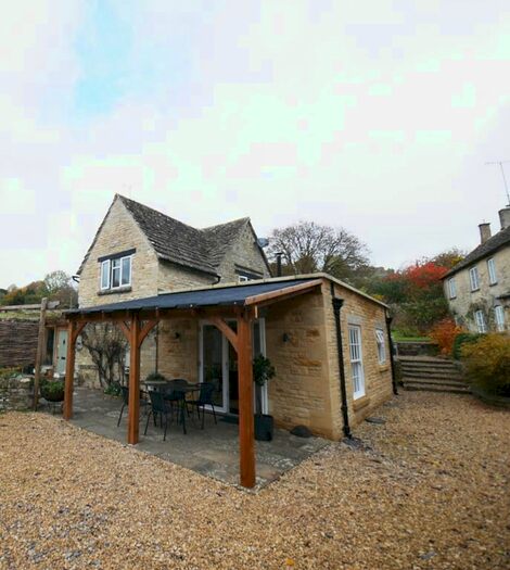 3 Bedroom Detached House To Rent In Pancake Hill, Chedworth, Cheltenham, GL54