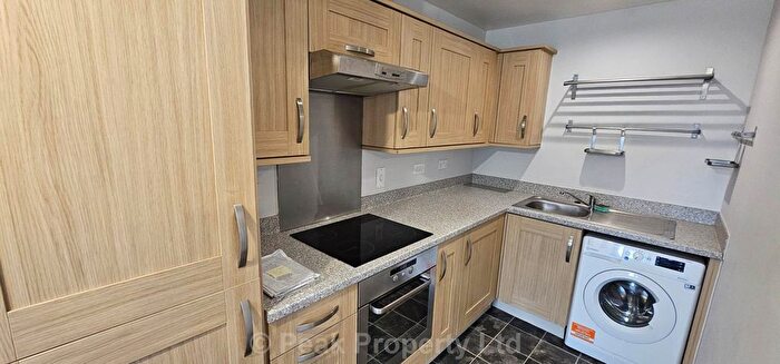 2 Bedroom Flat To Rent In Rocheforte House Roche Close, Essex, SS4