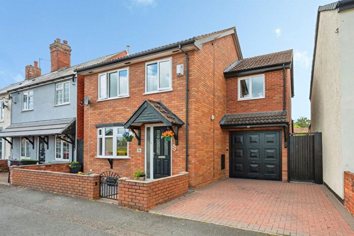 4 Bedroom Semi Detached House For Sale In Junction Road, Bromsgrove, B61